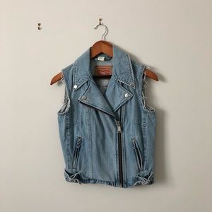 Levi’s vintage denim vest, NWOT